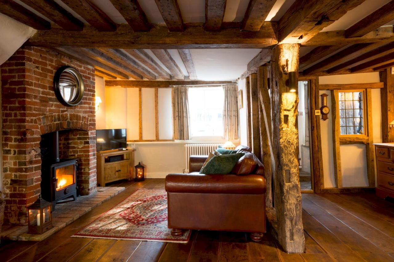Miller A Luxury 1550's In The Historic Centre Of