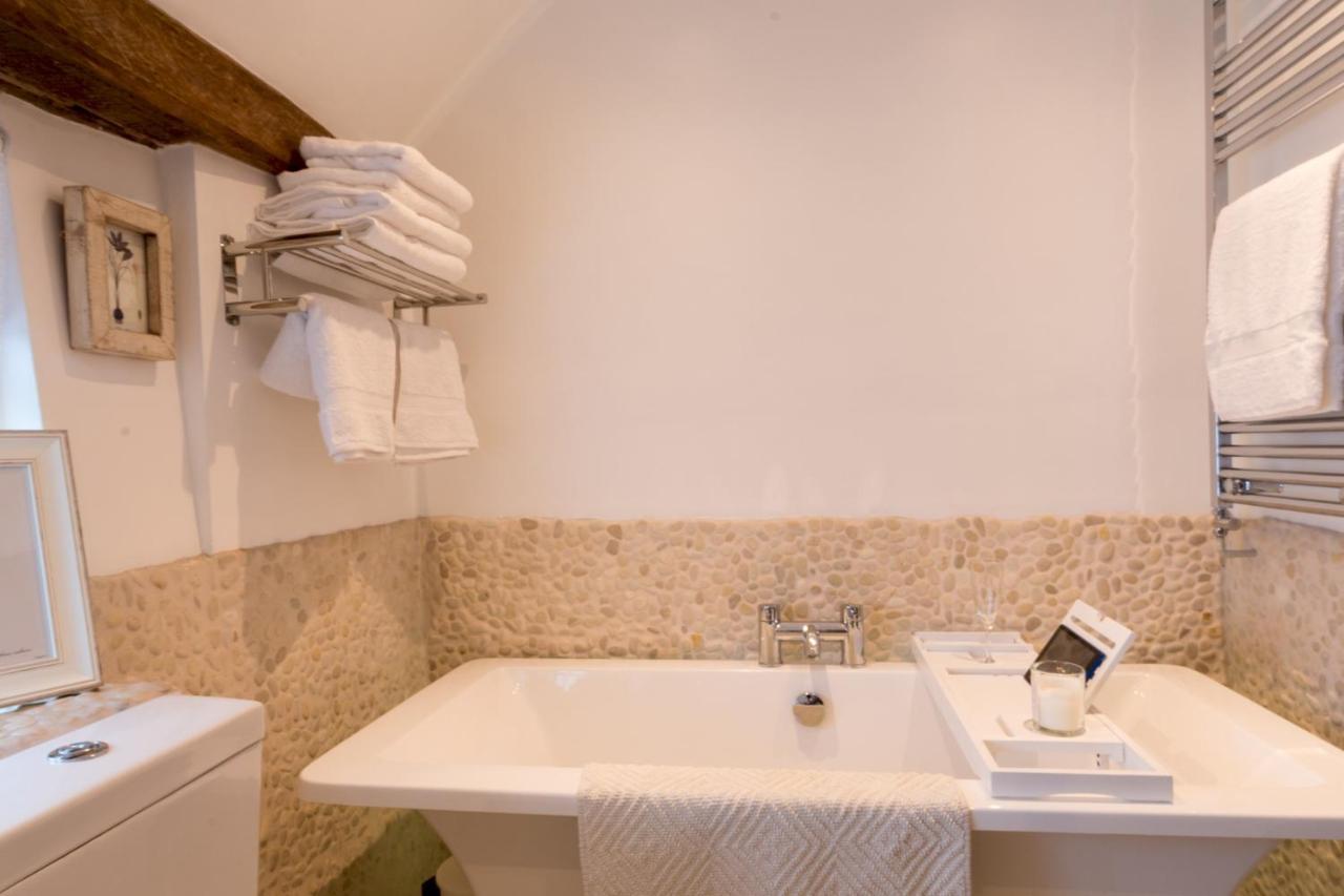 Miller A Luxury 1550's In The Historic Centre Of Holiday home