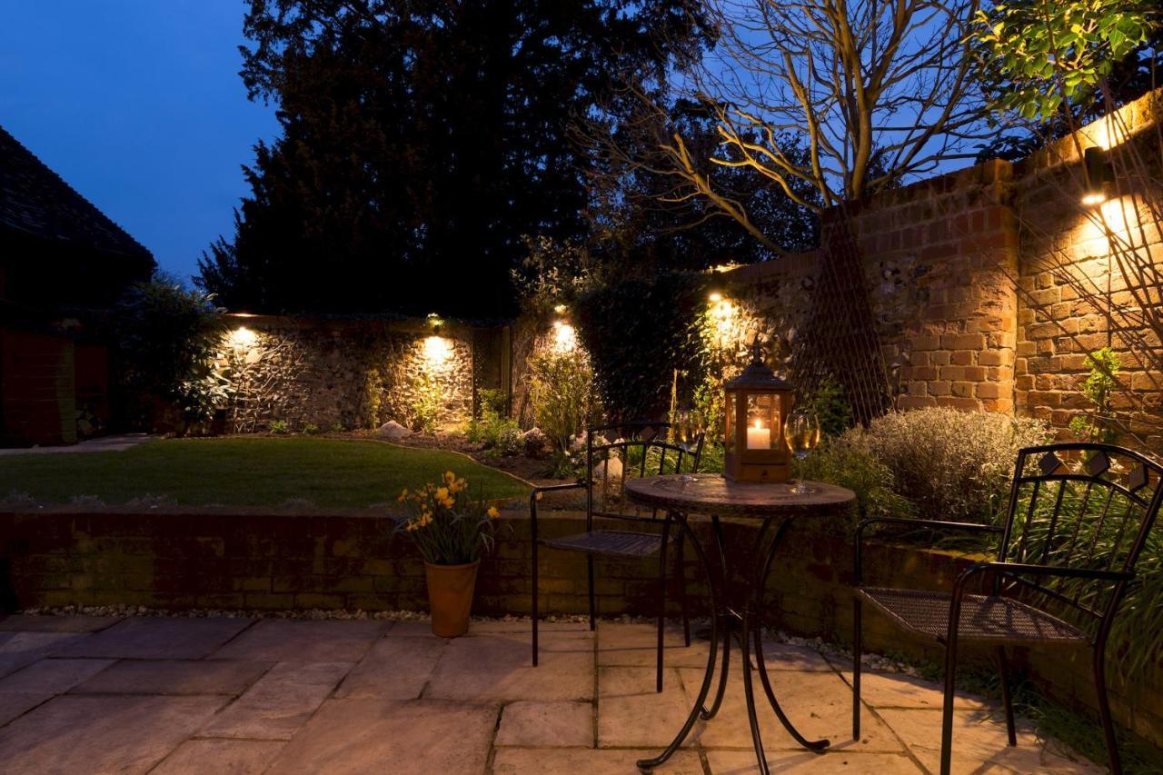Miller A Luxury 1550's In The Historic Centre Of *