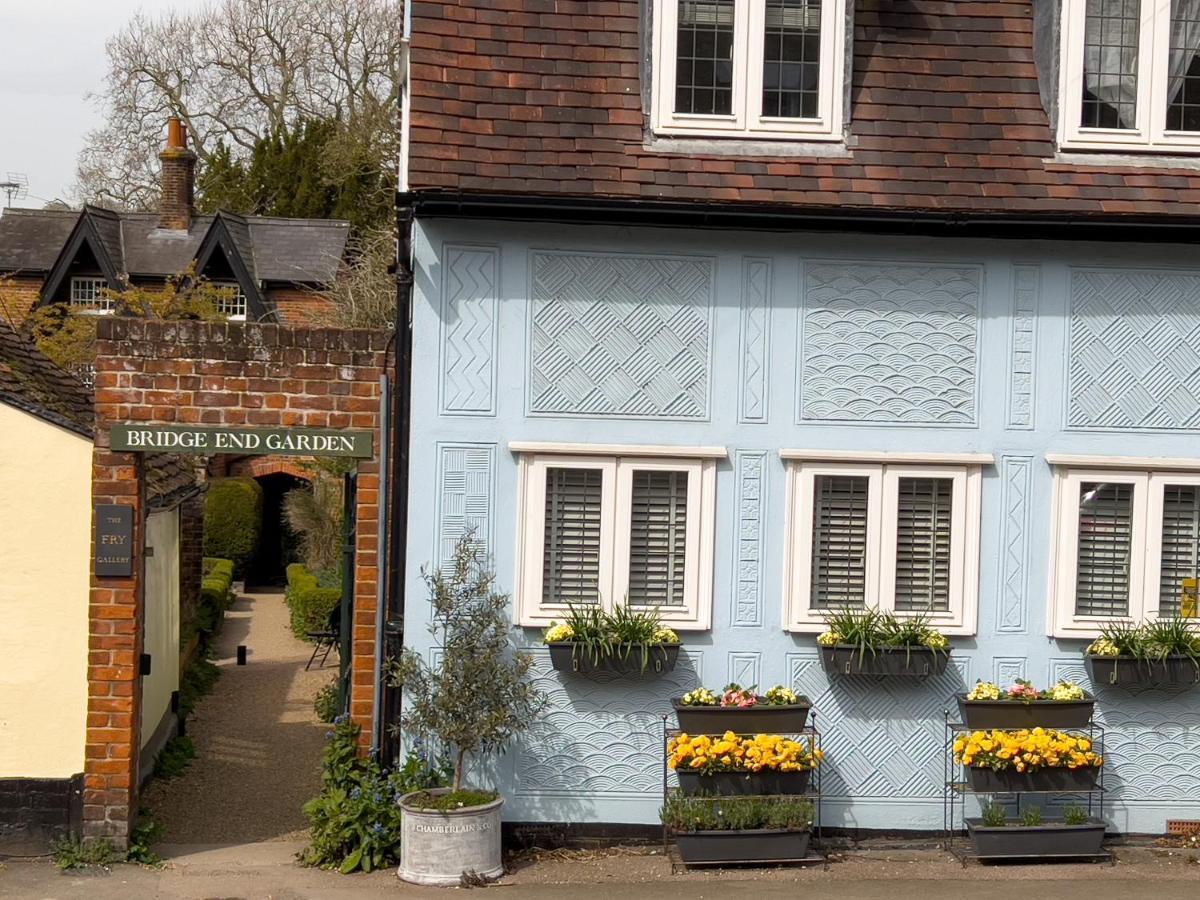Miller A Luxury 1550's In The Historic Centre Of Saffron Walden
